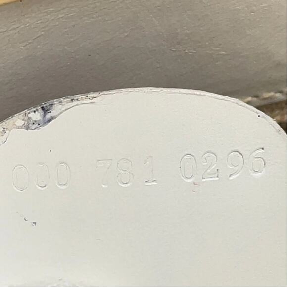 Vintage GUCCI Bamboo Light Beige Patent Leather Top-Handle Handbag - Picture 13 of 16